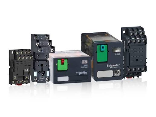 Contoh Relay