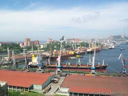 The city is located around the golden horn bay on the sea of japan. Vladivostok Hafen In Russia Vesseltracker Com