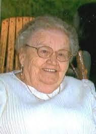 Julia Waldrop's Instagram, Twitter & Facebook