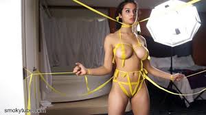 Hot Indian model Shanaya Nude photoshoot tied in strings