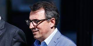 Comité des fêtes du havre. Le Maire Du Havre Demissionne Apres La Diffusion De Photos De Lui Nu