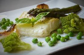 Dos De Cabillaud Aux Petits Legumes Verts Du Printemps Asperges Petits Pois Romanesco En 2020 Dos De Cabillaud Legumes Printemps Petit Pois