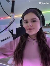 Daisy Grover's Instagram, Twitter & Facebook