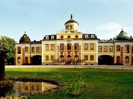 Schlösser im landesbesitz, betreut durch die staatlichen schlösser und gärten erfahren sie regelmäßig neuigkeiten aus der welt der schlösser, gärten und burgen. Schlosser Burgen Und Parks Thuringens Geschichte Von Seiner Schonsten Seite Augustustours