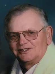 Daniel Bettin's Instagram, Twitter & Facebook