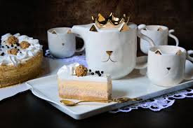 Zatim dodajte 100 gr otopljenog margarina, 100 gr. Grcka Torta Minjina Kuhinjica