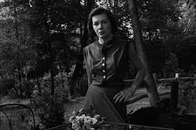 Ingrid dijo al equipo que ripley no sobrevivió, y les ordenó viajar a. Highsmith Y El Escapismo De Ripley Estudio