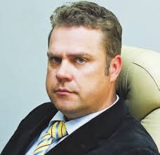 Tüli Aastaid koostööd teinud firmad pommitavad üksteist rahanõuetega 4–5