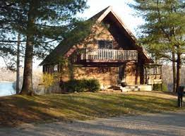 Leisure activities include bird & eagle watching, fall foliage, scenic drives, sky. Lodge Dale Hollow Lake