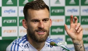 Veja como os ambientes se transformaram depois das nossas reformas e decorações! Lucas Lima Celebra Evolucao Do Palmeiras E Reforca Briga Por Titulos Imiranteesporte Com