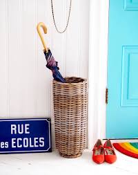 Wicker picnic basket with zipable food compartment. August Favourites Fashion For Lunch