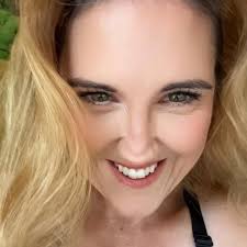 Should we put our baby boy's Hebrew middle name in transliteration or  English