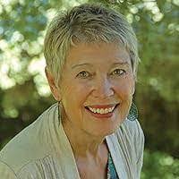 Linda Eguchi's Instagram, Twitter & Facebook