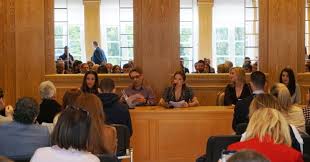 Η εριέττα κούρκουλου έγραψε ένα μακροσκελές κείμενο στο προφίλ της στο instagram και πολλές γυναίκες ταυτίστηκαν μαζί της. Erietta Koyrkoyloy Latsh Patrisnews Efhmerida Patris Hleias