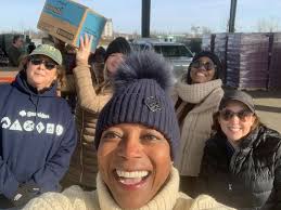 Belinda Bracey's Instagram, Twitter & Facebook