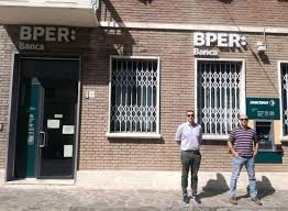 Sportelli bancari per area geografica. Bper Tira Dritta Via Lo Sportello Di Consandolo Ma Dovrebbe Rimanere Il Bancomat Estense Com Ferrara