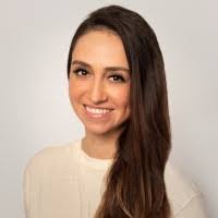 Vanessa Reilly's Instagram, Twitter & Facebook