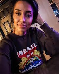 Sonya Sumner's Instagram, Twitter & Facebook