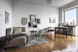That said, there are some decorating styles that embrace white brick walls with particular ease. Fresh Ways To Decorate Your Apartment With White Walls