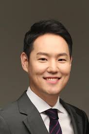 /연합뉴스최근 정부에 분노하는 청년 민심이 국내 정치권을 뒤흔들자 문재인 대통령이 25세의 대학 재학생을 비서관으로 발탁해 국면. Zjdmwkvluuqfwm