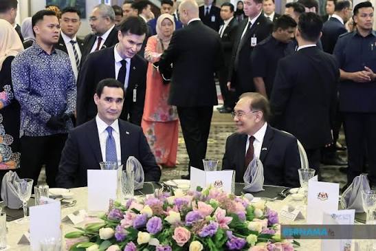 BERNAMA - Anwar Hosts Luncheon For Turkmenistan President