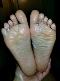 TW Pornstars - 2 pic. Funandgames18. Twitter. Before & after a footjob  🍆💦🦶🏼. 11:04 PM - 21 Apr 2022