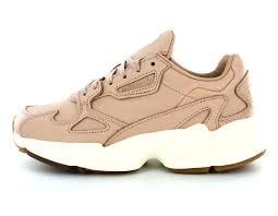 Adidas falcon white beige trainers size 6. Adidas Falcon Rose Beige Gomme Db2714