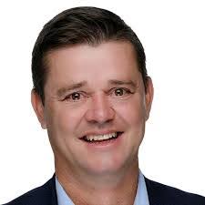 Karl Metzler's Instagram, Twitter & Facebook