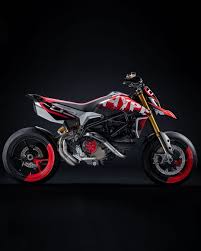 Ducati Will Be Presenting At Concorso D Eleganza Villa D Este The Hypermotard 950 Concept The Unique And Exclusive Pie Ducati Hypermotard Ducati Ducati Enduro