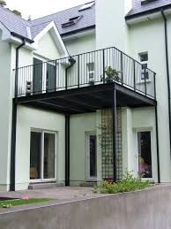 Balcon Et Structure En Acier Sublimant Votre Exterieur Terrasse Suspendue Escaliers Maison Balcon En Fer