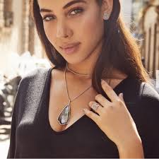 Kendra Scott “Carole” Long Necklace In Rose Gold