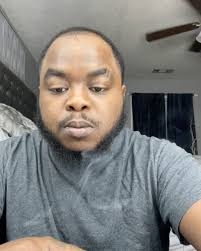 Plug threw a bomb 💣 like ELi yea we got beanz no refry had 2 fall back but  the streets dry I’m like half baked Mr.Nice Guy😎