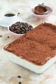 Einaches Klassisches Tiramisu Backen Macht Glucklich Rezept In 2020 Dessert Rezepte Einfach Backen Macht Glucklich Einfacher Nachtisch