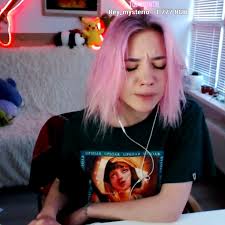 Пошлая лея горная кончила на стриме от семпай слив видеео watch online