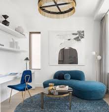 A Celebrity Home Stager Reveals The Art Of Decorating Celebrity Interior Design Interior Design Trends Home Decor Styles