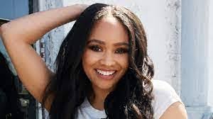 Tanisha Davidson's Instagram, Twitter & Facebook