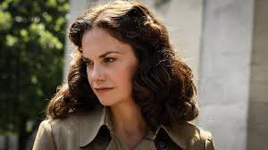 Marisa Coulter's Instagram, Twitter & Facebook