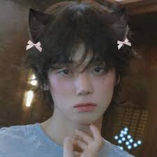 Roy Lu (@z_.14y) • Threads, Say more