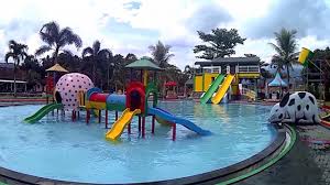 Salah satu objek wisata kebanggan warga purwokerto adalah balai kemambang. Kolam Renang Fatmaba Ajibarang Banyumas Youtube