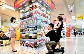 Homeplus Virtual Subway Store Korea 4 Retail Technology Virtual Grocery Store Retail Marketing