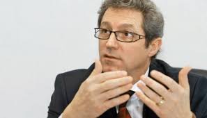 Doctorul adrian streinu cercel a declarat că gripa se trateaza, exista un medicament, care se foloseste si in 24 de ore iti ia cu mana. Adrian Streinu Cercel Gripa OmoarÄƒ De Aceea Se Face Program De Imunizare 03 03 2018 Bursa Ro