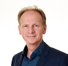 Gemba Walk zorgt voor actiegerichtheid in de meubelindustrie • Blom  Consultancy Lean Consultants