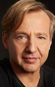 Каталог актеров, режиссеров и других киноперсон.