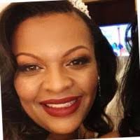 Shelly Dennis's Instagram, Twitter & Facebook