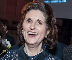 Lynda Bird Johnson Robb Biography