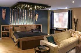 Check out these 10 unique bedroom decorating tips and get started changing your room today! Bachelor Bedroom Decorating Ideas With Unique Canopy