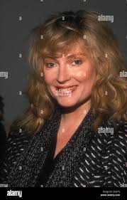 Sharon wyatt hi-res stock photography and images