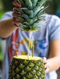 Pineapple Palm Tree Fruit Tray How To Make A Pineapple Palm Tree Recipe Pineapple Palm Palm Tree Fruit Pineapple Palm Tree