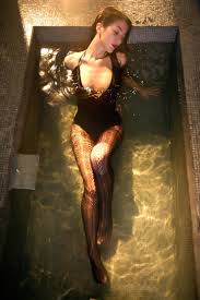 Eréndira Ibarra- Explora su anatomía en cada escena desnuda