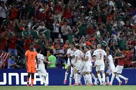 Diop da las 'gracias' a Raúl Jiménez por apoyo mexicano